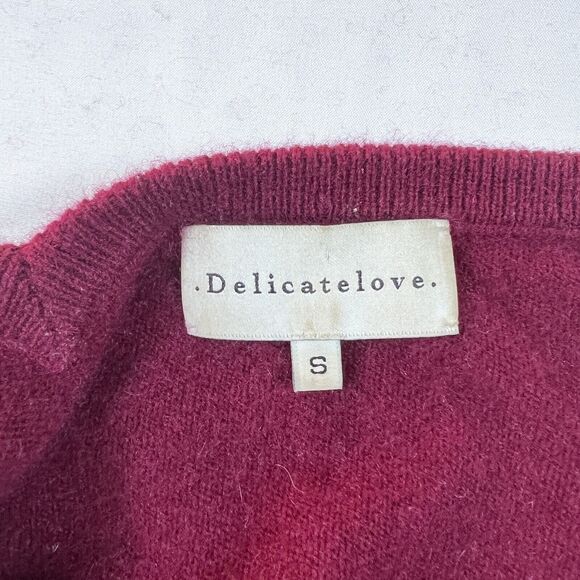 Delicate Love Cashmere Sweater V-Back Womens‎ S Timeless Elevated Old Money Luxe - Picture 8 of 9